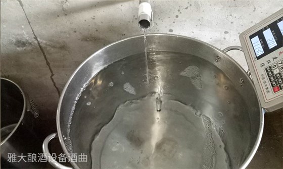 夏季釀酒是什么導(dǎo)致酒廠釀酒設(shè)備的酒減少？10分鐘解決2